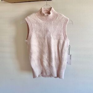 🪞 NWT bailey 44 shell turtle neck fuzz sleeves sweater tank top in new pink